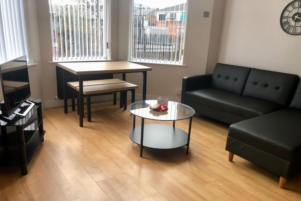 Cliftonville Apartments Belfast Extérieur photo