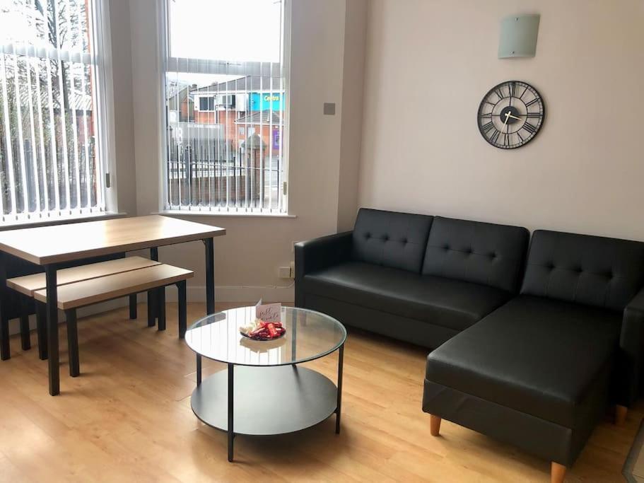 Cliftonville Apartments Belfast Extérieur photo